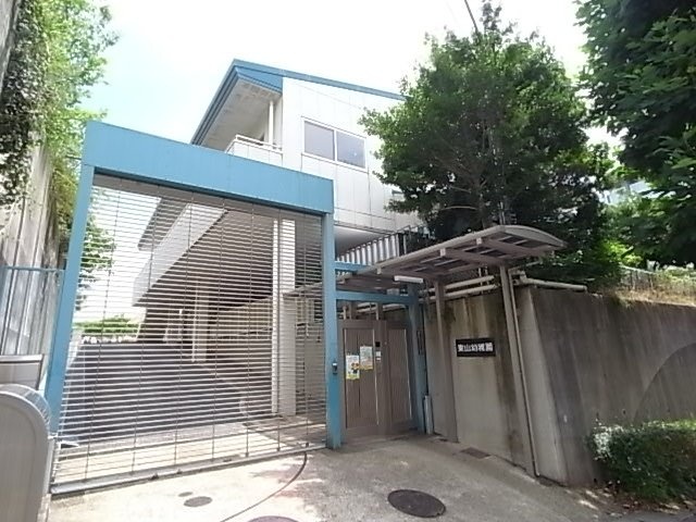 幼稚園・保育園　東山幼稚園（幼稚園・保育園）まで1000m