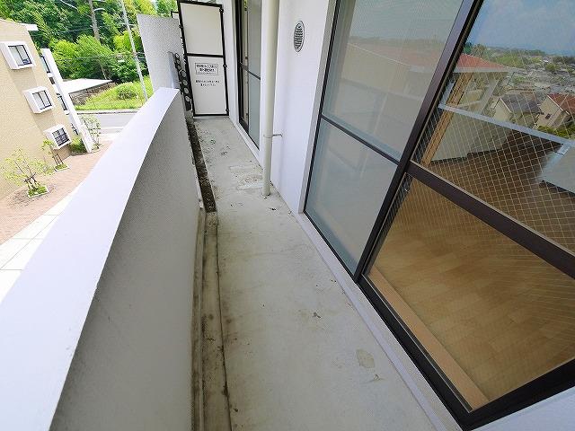 バルコニー　広々としたバルコニーです
