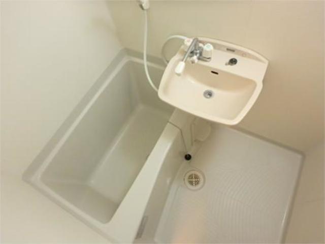 バス・シャワールーム　もちろんバス、トイレ別タイプ