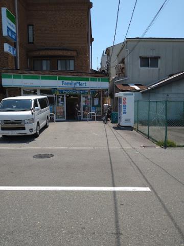 コンビニ　ファミリーマート伝法二丁目店（コンビニ）まで78m