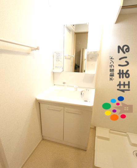 洗面設備　※写真は同型タイプとなります