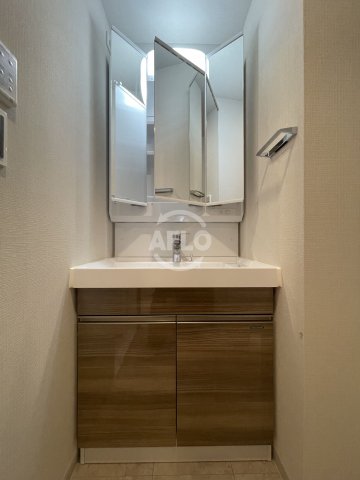 洗面設備　ミラージュパレス難波幸町　洗面所 サンシャイン池商