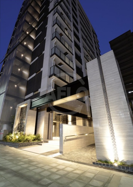 建物外観　ミラージュパレス難波幸町　外観