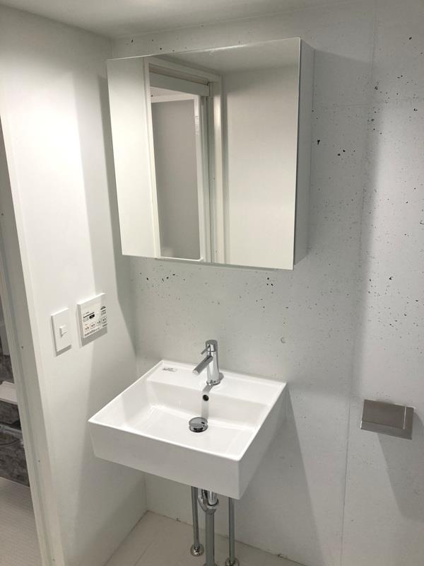 洗面設備　※別部屋の参考写真です。