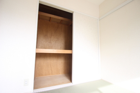 収納　※別部屋の写真です
