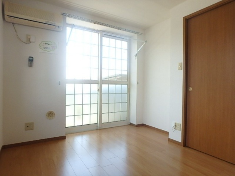 居室・リビング　図面と現状に相違がある場合には現状を優先