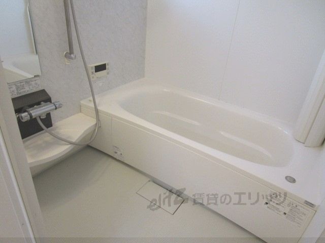 バス・シャワールーム　風呂