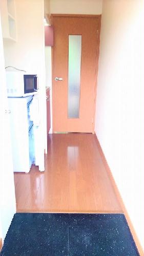 玄関　設備・仕様は号室により異なる為、現況を優先致します。