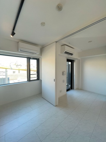 居室・リビング　スカイコートルアナ文京本駒込　文京区本駒込５