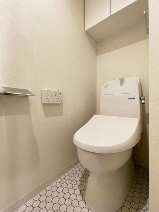 トイレ　シンプルなトイレ！