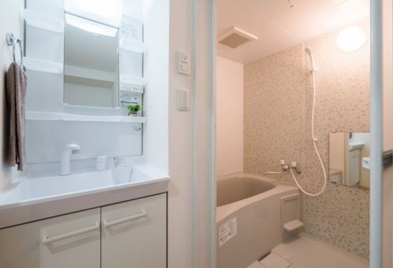 バス・シャワールーム