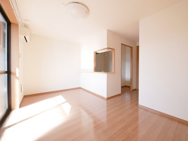 居室・リビング　同間取りタイプの写真