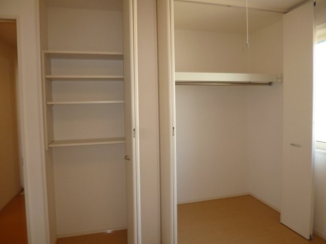 収納　クローゼット