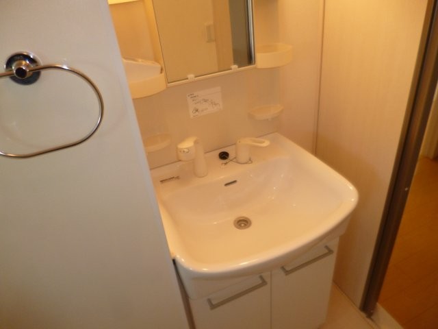 洗面設備　洗髪洗面化粧台