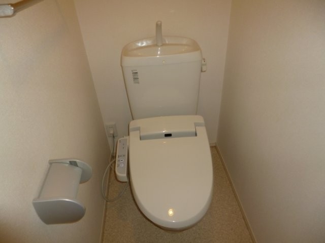 トイレ　シャワー付きトイレ