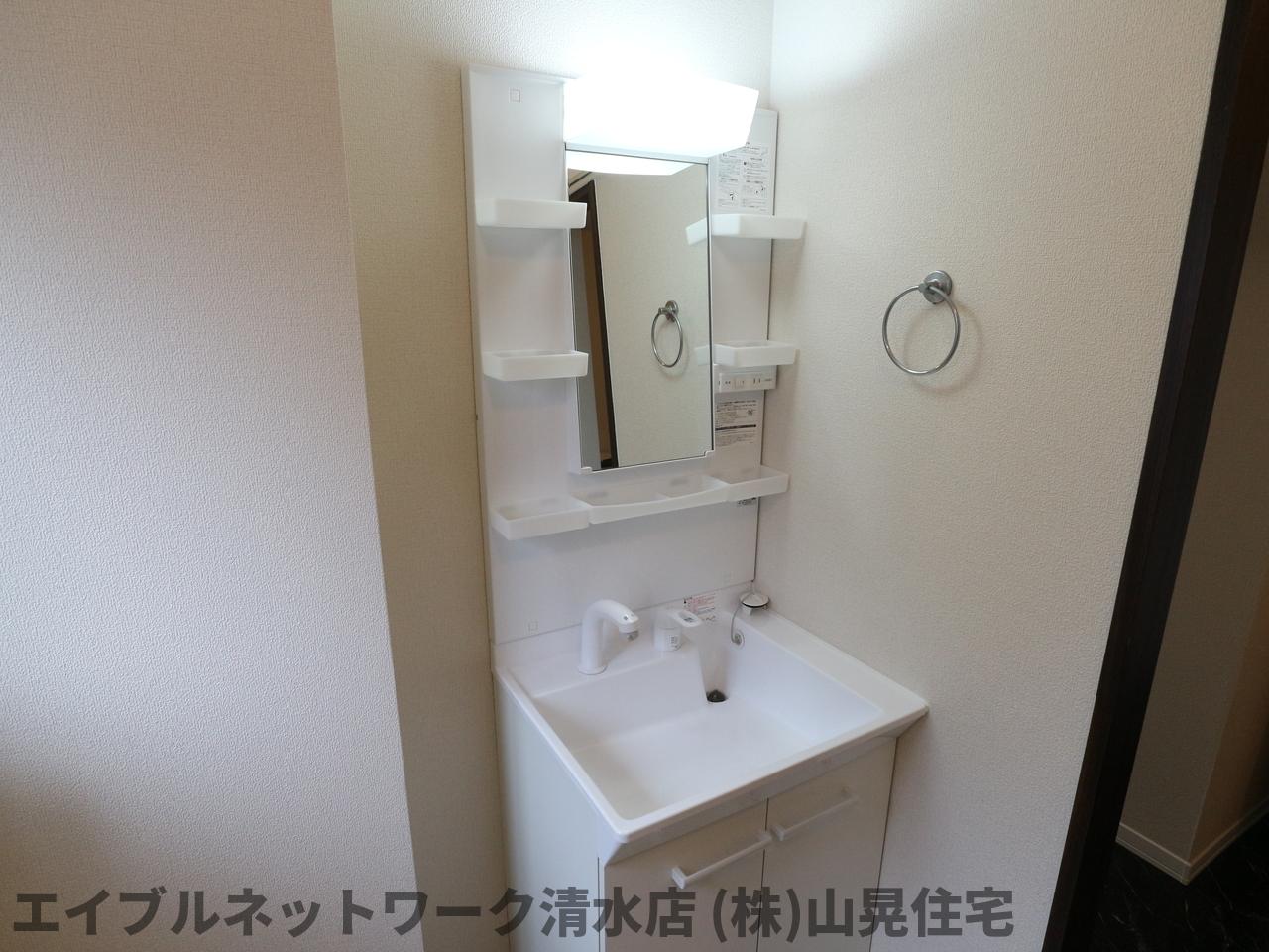 洗面設備　洗面所です