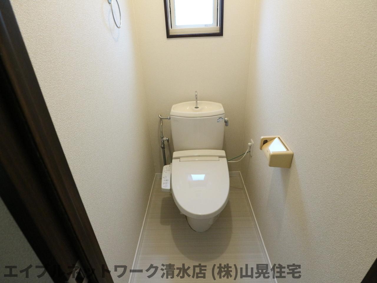 トイレ　ゆったりとした空間のトイレです