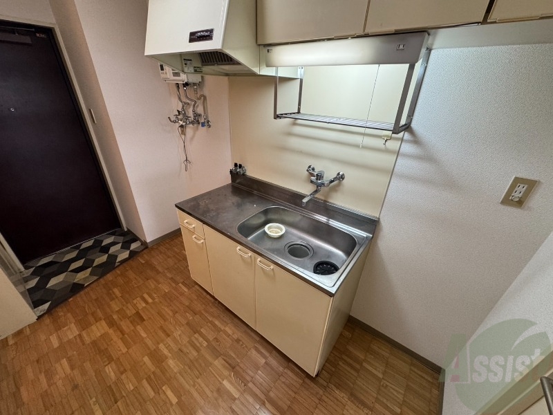 キッチン　キッチンです。一人暮らしなら十分な大きさですね。