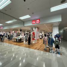 ショッピングセンター　ユニクロイトーヨーカドー木場店（ショッピングセンター）まで1012m