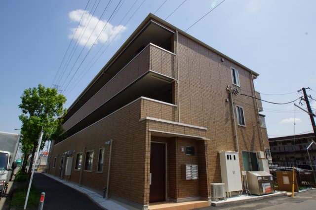 建物外観　「２０１６年３月築マンション」