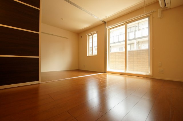 居室・リビング　「オールフローリングの1LDK」