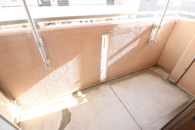 バルコニー　※別室の参考写真の為、現況優先です。