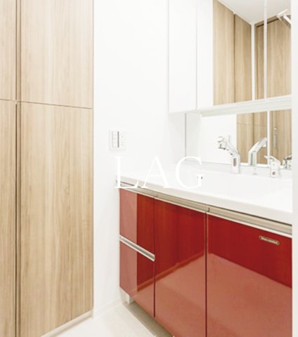 洗面設備　洗面台です。