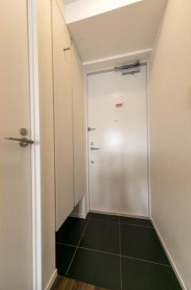 玄関　反転タイプのお部屋のイメージです