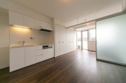 居室・リビング　反転タイプのお部屋のイメージです