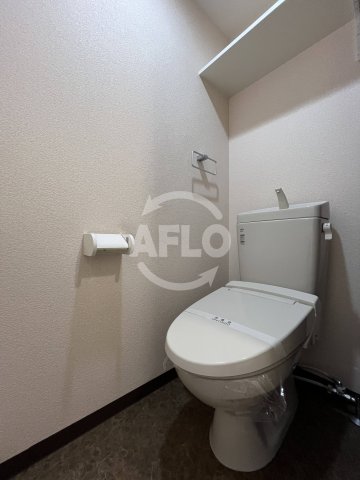 トイレ　Luxe新大阪EASTII　トイレ