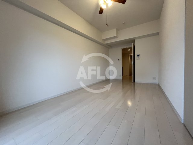 居室・リビング　Luxe新大阪EASTII　リビング