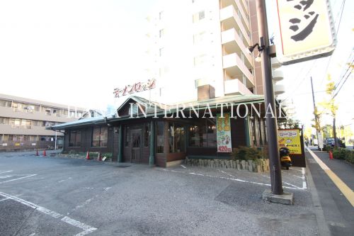 飲食店　ラーメンロッジ（飲食店）まで593m