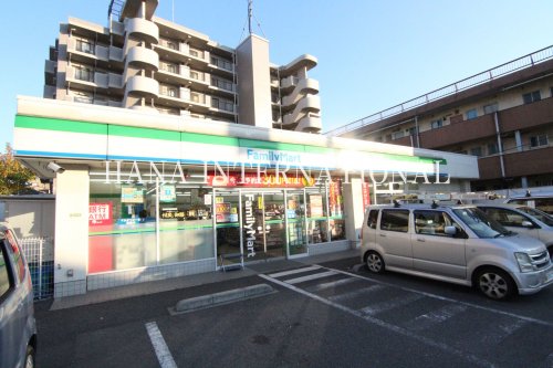 コンビニ　ファミリーマート加平インター店（コンビニ）まで321m