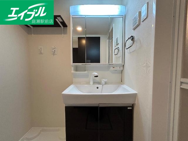 洗面設備　洗髪洗面化粧台（イメージ）