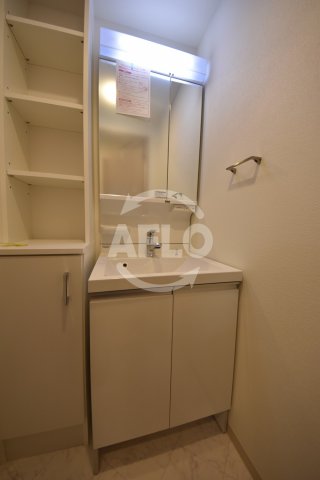 洗面設備　La Douceur九条　独立洗面化粧台