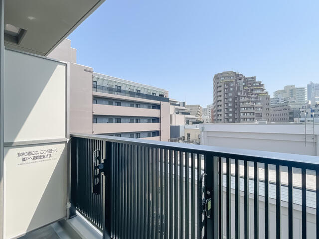 バルコニー　※写真は同タイプ住戸です。