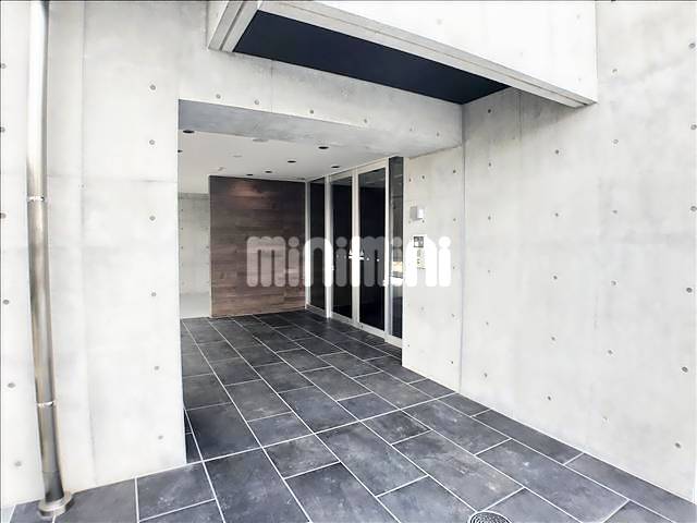 エントランス　エントランス屋根あり