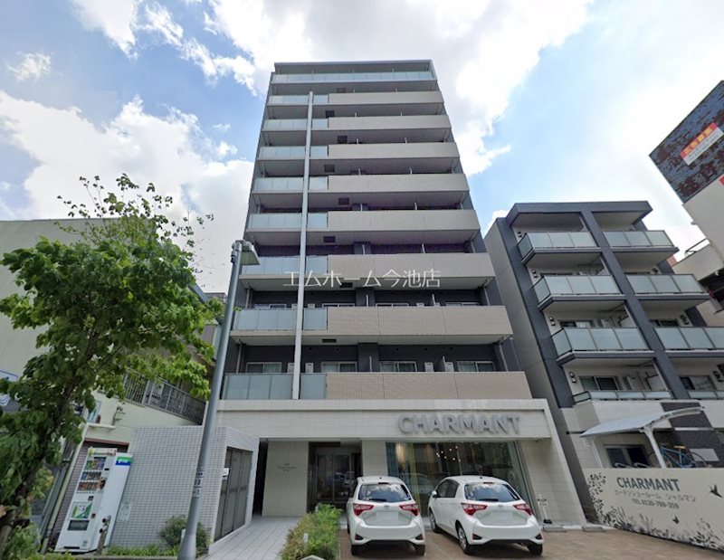 建物外観　外観　オートロック　宅配ＢＯＸ　防犯カメラ付