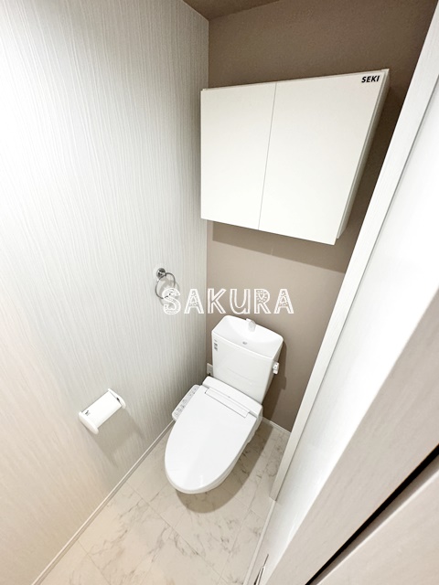 トイレ　嬉しい温水洗浄便座♪