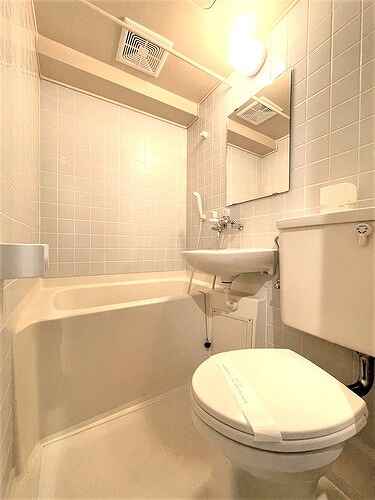 バス・シャワールーム　3点ユニットバス　※前回募集時2022.6撮影