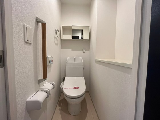 トイレ　※別部屋の写真です