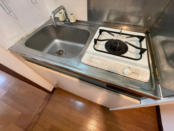 キッチン　※別部屋の写真です