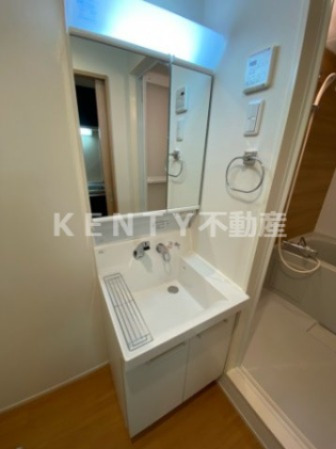 洗面設備　使いやすい洗面所です