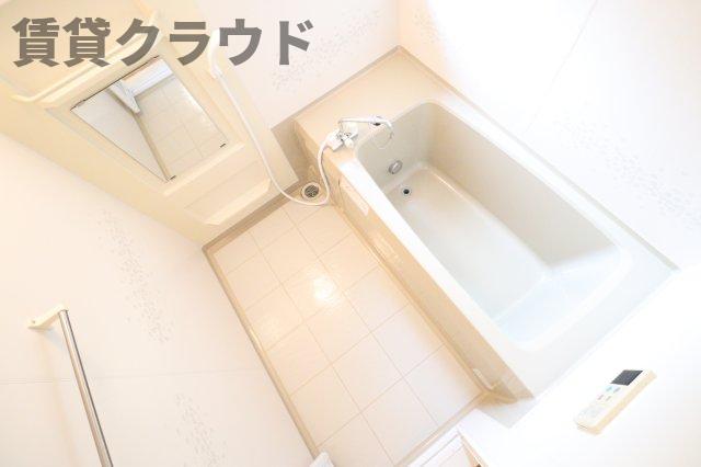 バス・シャワールーム　お風呂です