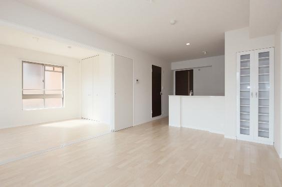 居室・リビング　物件の画像3