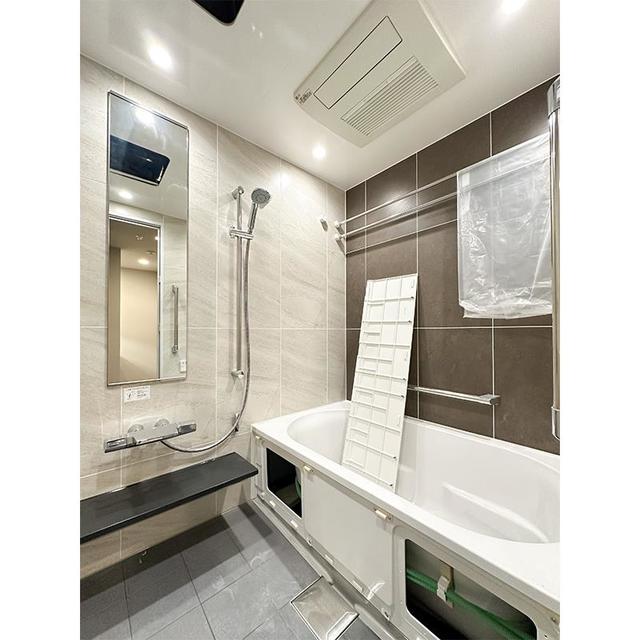 バス・シャワールーム　※写真は同タイプ住戸です。