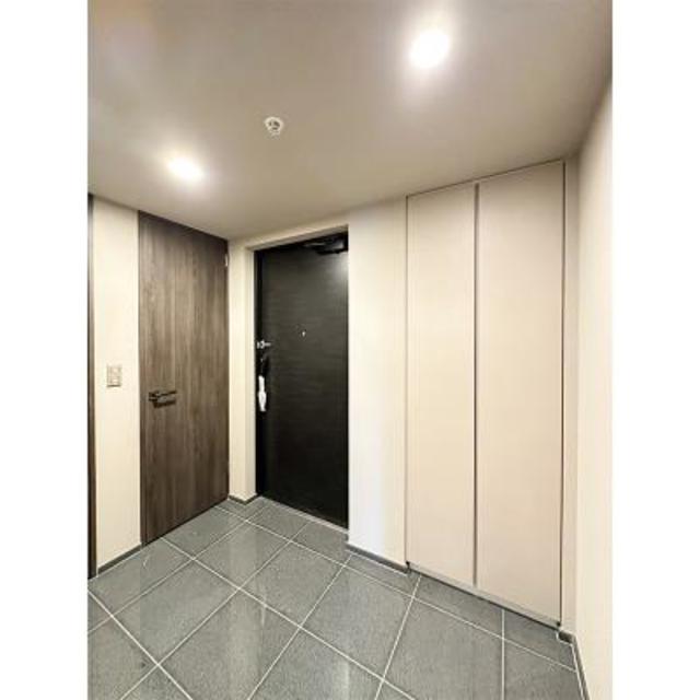 玄関　※写真は同タイプ住戸です。