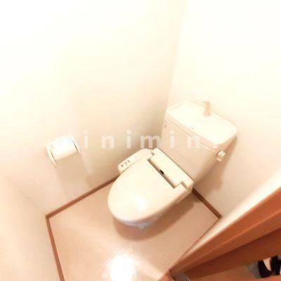 トイレ　※写真は別号室のものですので現状優先とさせていただきます。