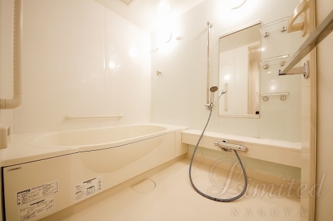 バス・シャワールーム　反転タイプ