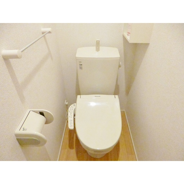 トイレ　シャワートイレ